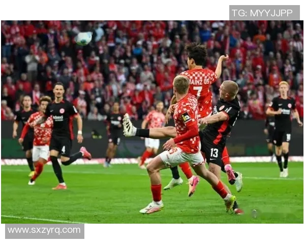 英超精彩对决多特蒙德大胜AC米兰赛后点评引发热议