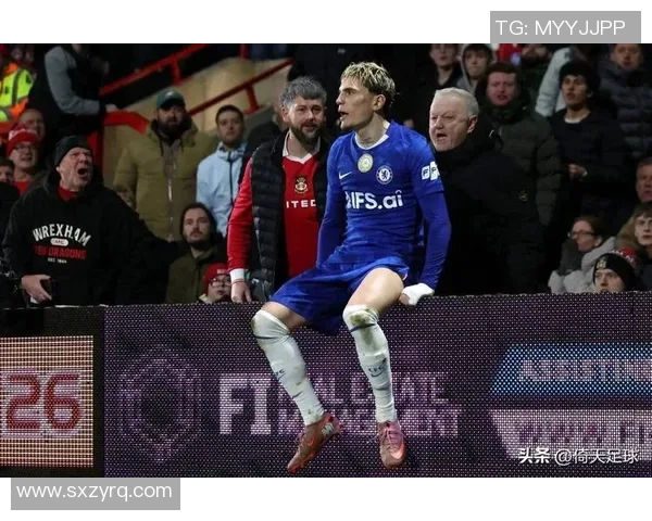 足总杯激战：本菲卡小胜切尔西红牌事件引发全场热议与战术分析